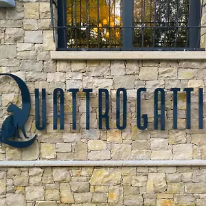 4* מלון Quattro Gatti Rooms&suite